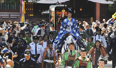 春の藤原まつり